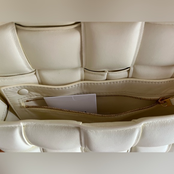 Bottega Veneta Padded Cassette, NEW - Picture 7 of 15